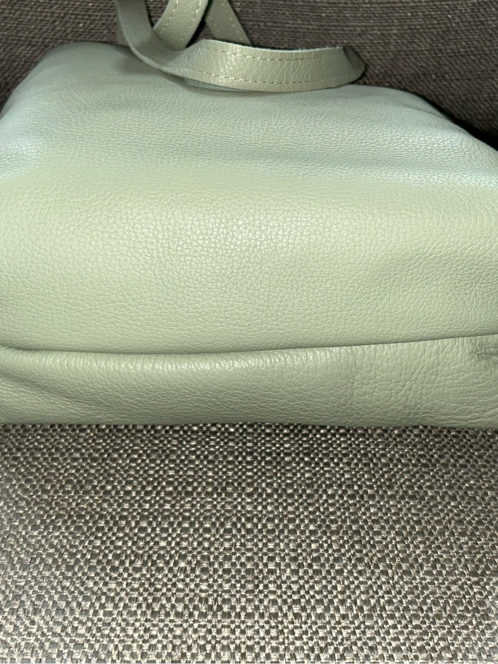 Portland Leather Crossbody Tote-Classic - Picture 3 of 5